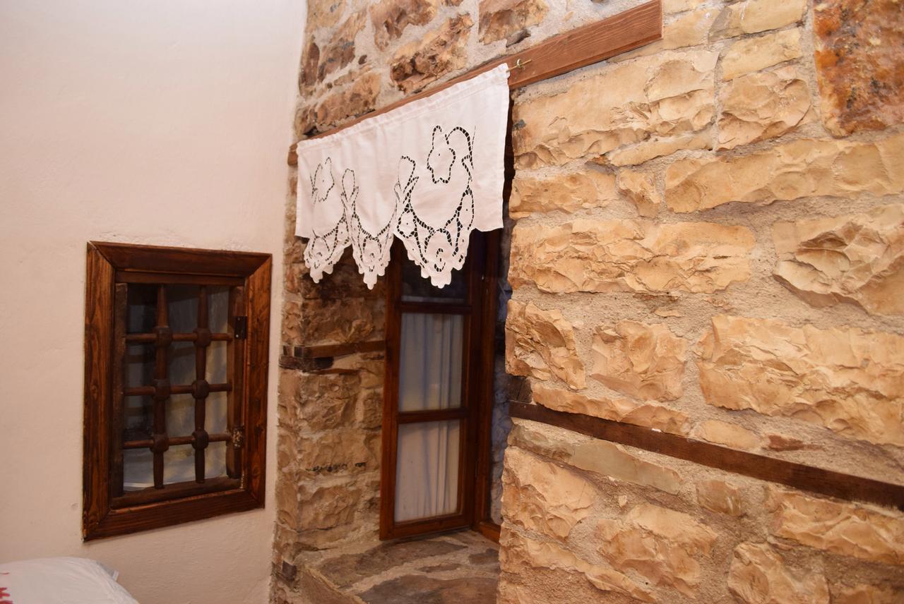Guest House Salaria Gjirokastër Dış mekan fotoğraf