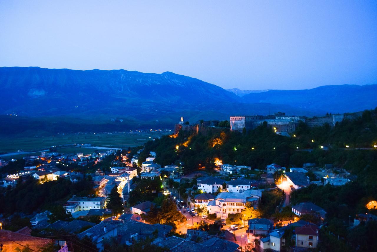 Guest House Salaria Gjirokastër Dış mekan fotoğraf